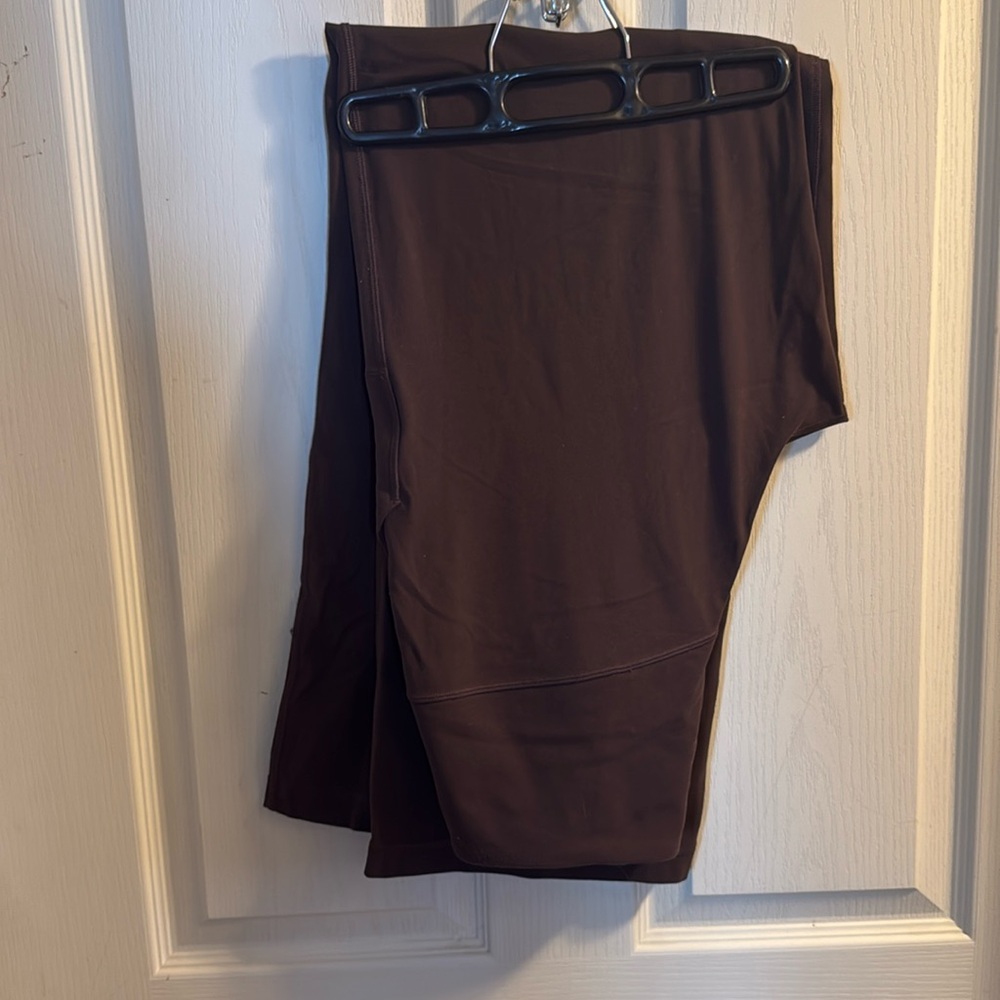 Lululemon Size 8 wide leg brown